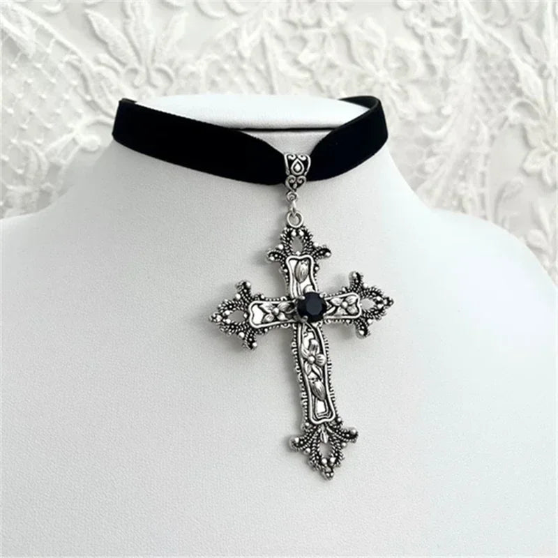 Eternal Reverie Choker