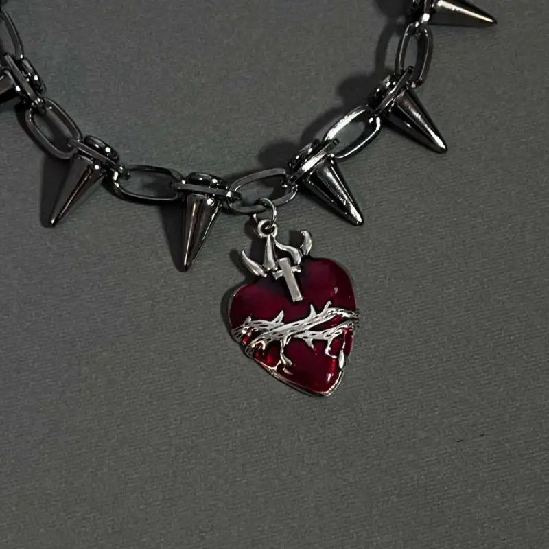 Crimson choker