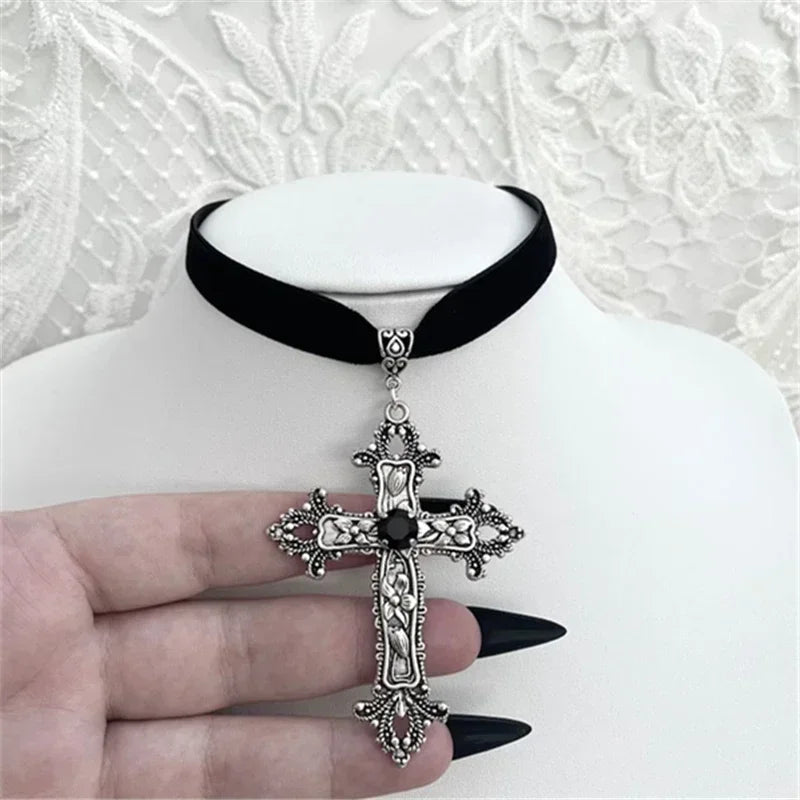Eternal Reverie Choker