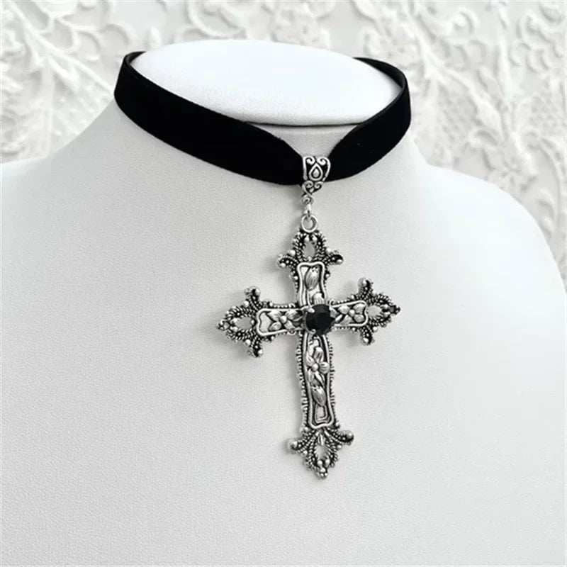 Eternal Reverie Choker