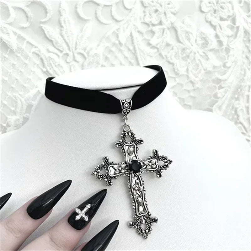 Eternal Reverie Choker