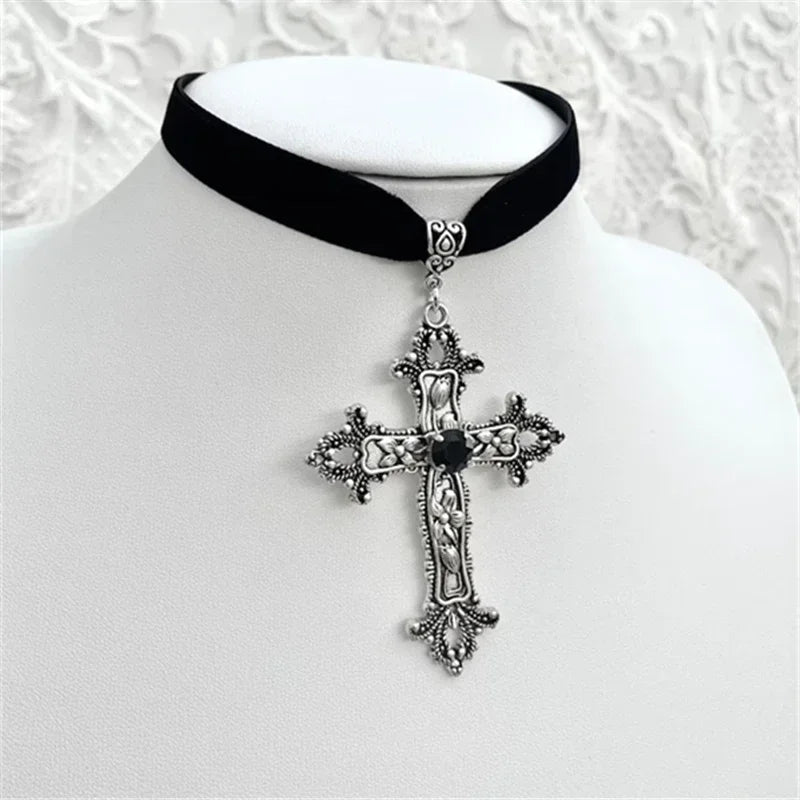 Eternal Reverie Choker