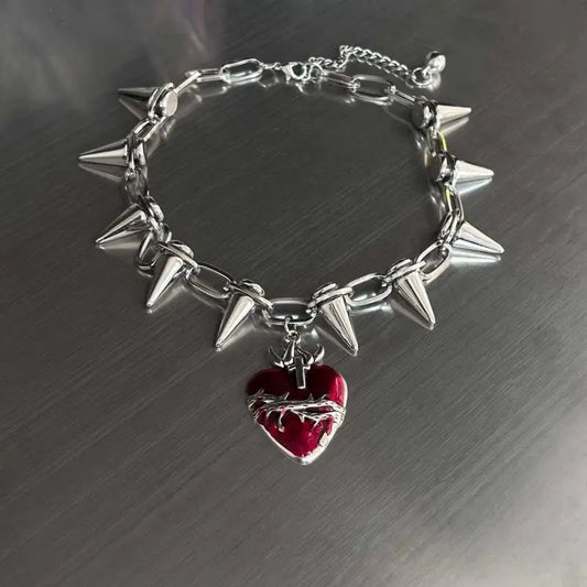 Crimson choker