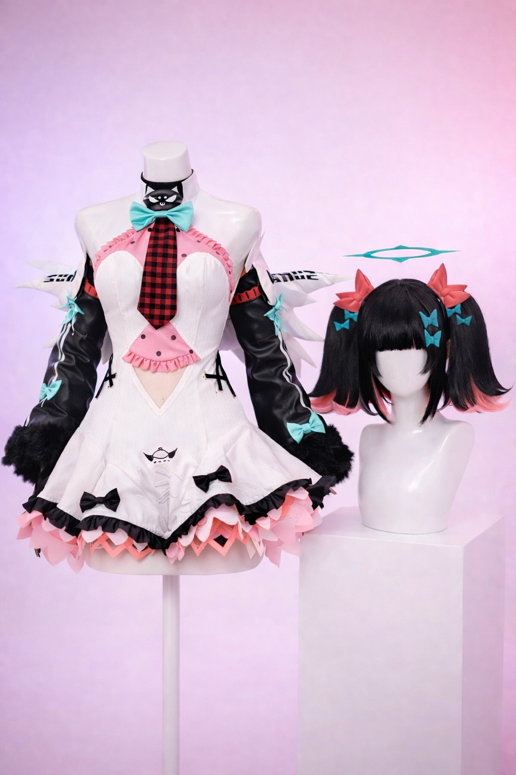 nangong-yu-cosplay-wings-detail